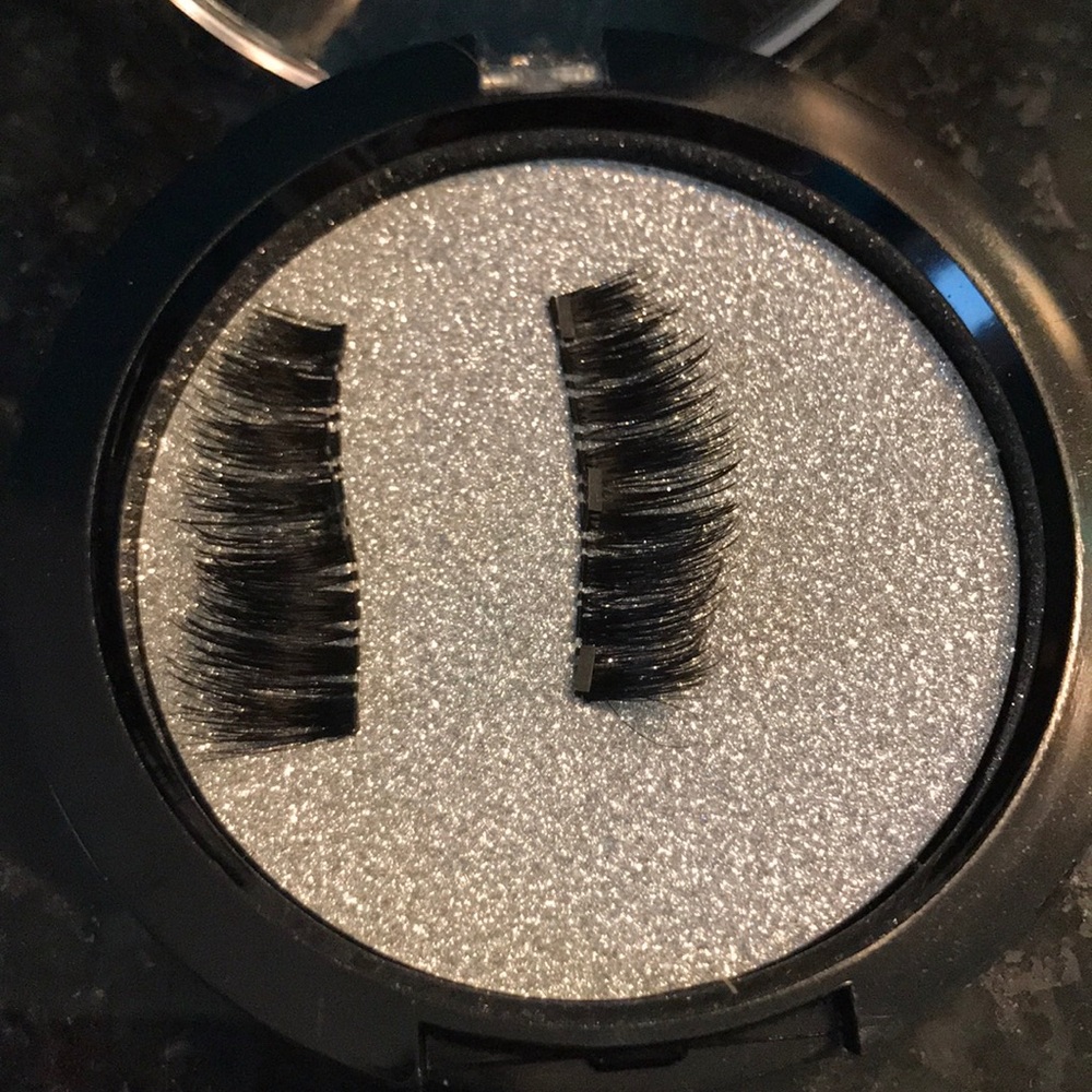 Magnetic eyelashes 💄